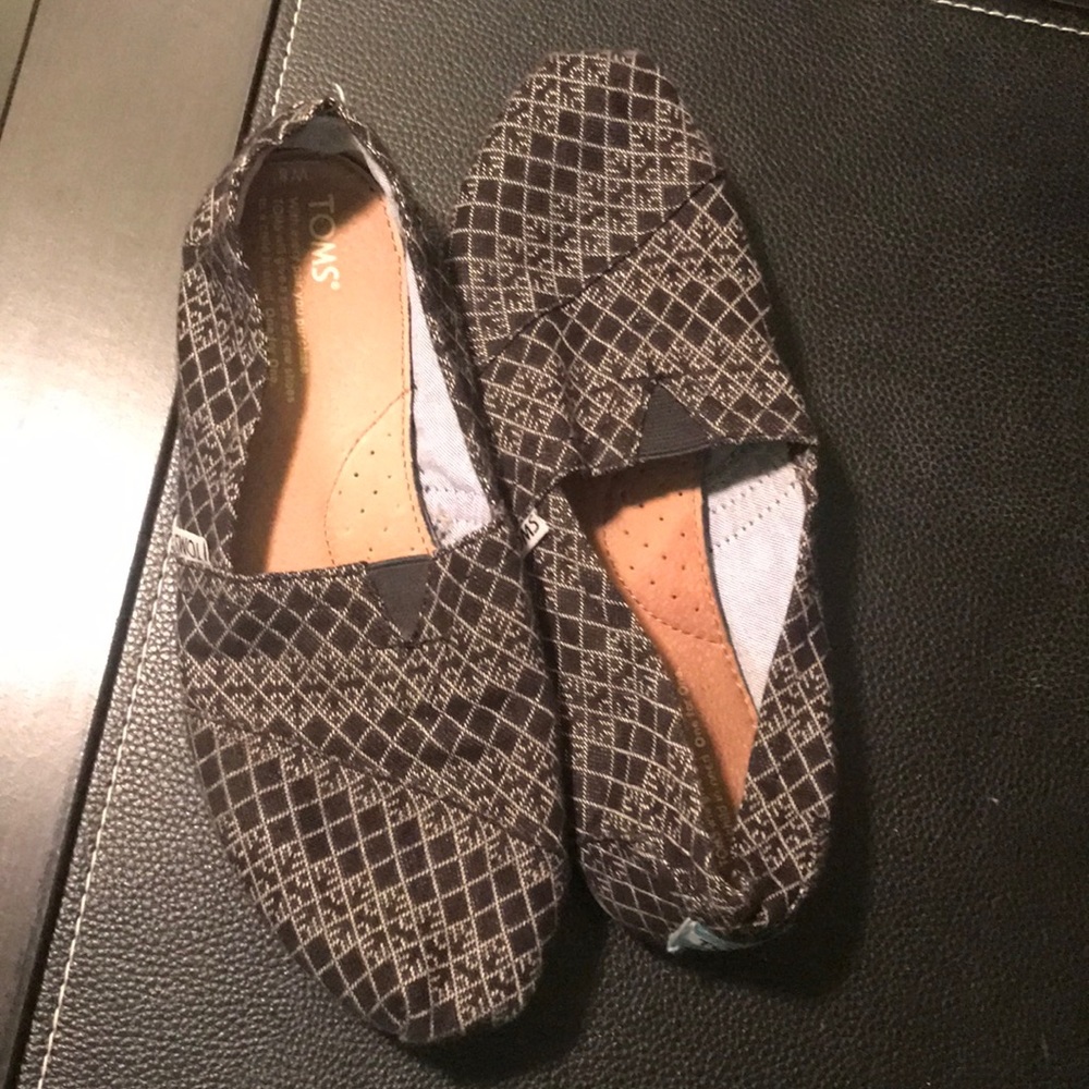 Patterned toms women 8